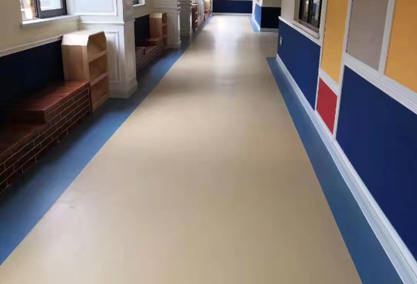学校塑胶地板