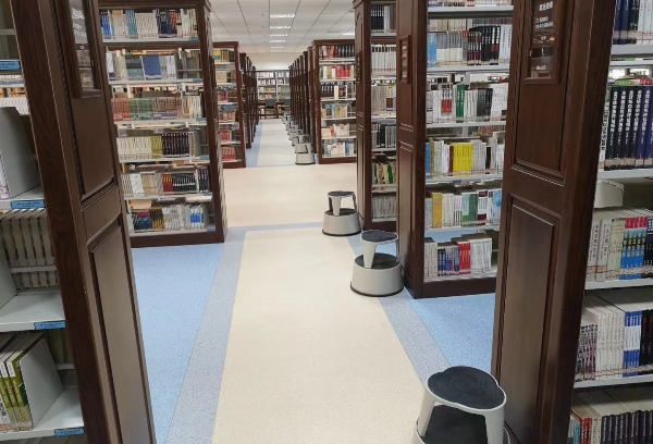 学校塑胶地板